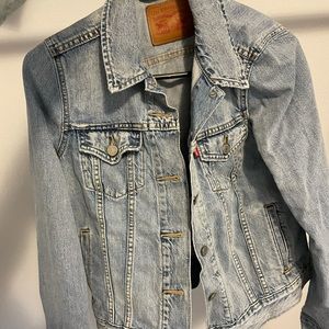 Levi Jean Jacket Small